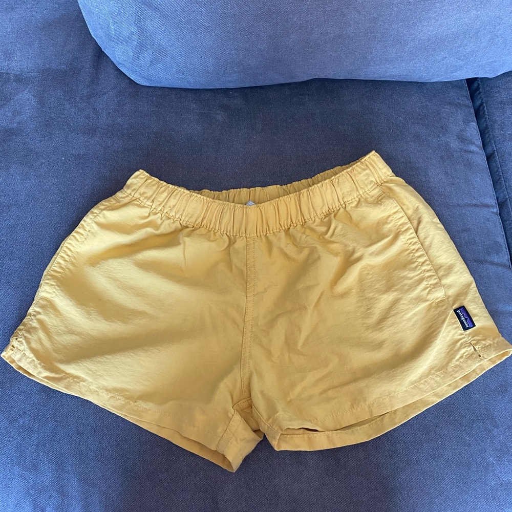 Patagonia baggie shorts!